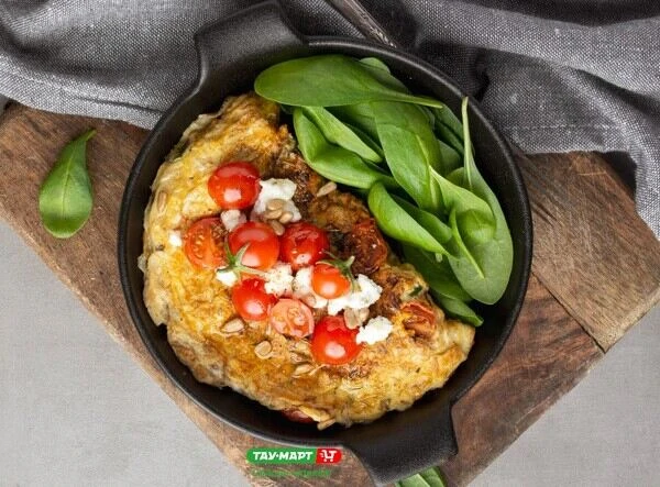 Селянка с окороком